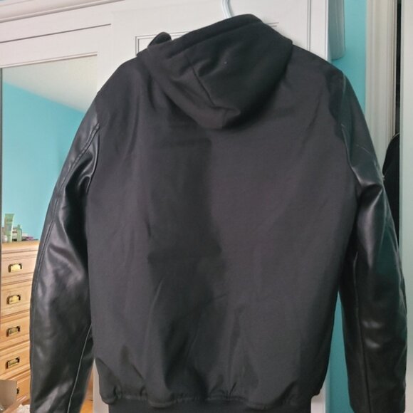 Men's Black Faux Vegan Leather Hooded Streetwear Bomber Jacket Small - Picture 5 of 15